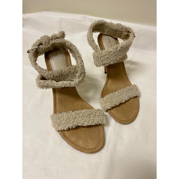 GOOD AMERICAN Faux Shearling Ankle Strap Sandals, Sz 10.5 - Picture 4 of 10
